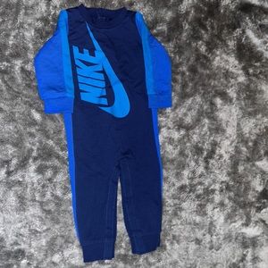 Infant Nike suit
